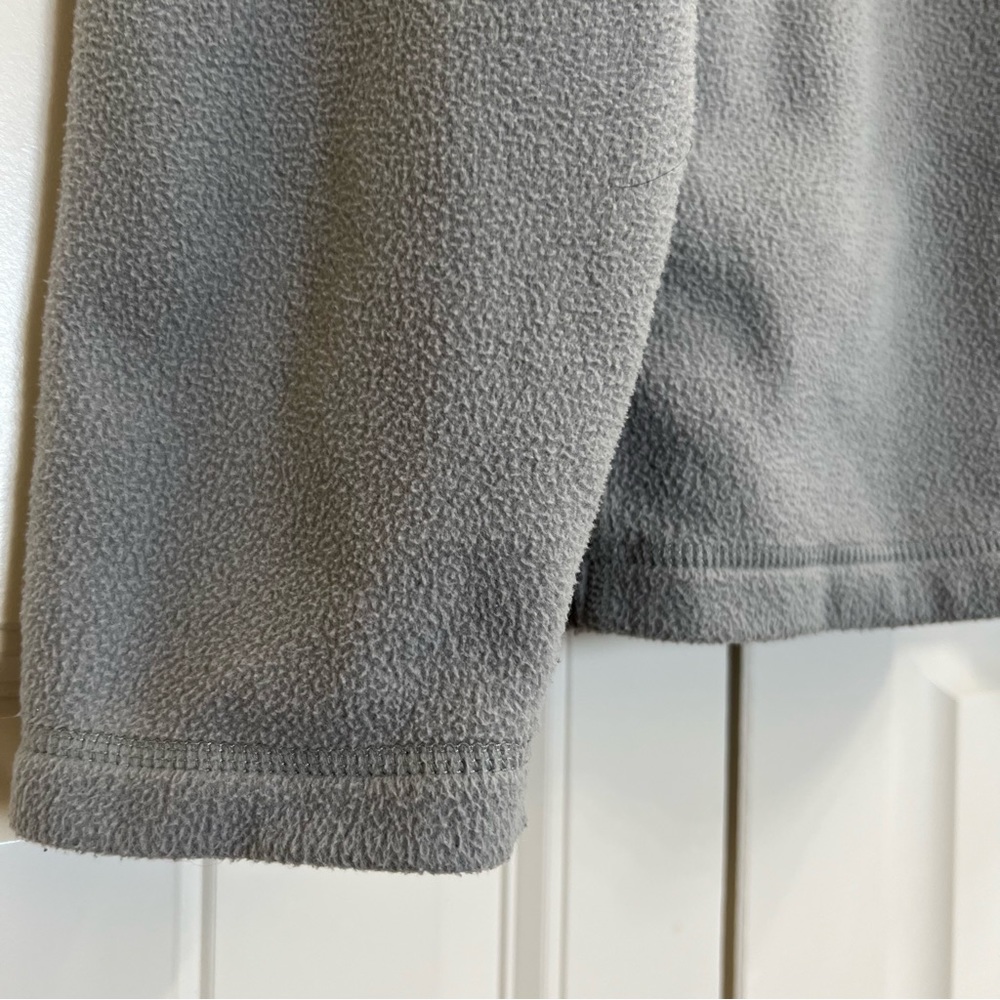 The North Face Mens Quarter Zip Fleece Pullover in Gray, Size M - Picture 5 of 8